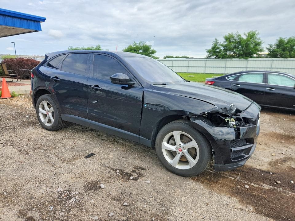 2018 JAGUAR F-PACE PREMIUM 4