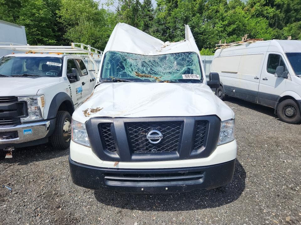 2021 NISSAN NV 2500 HD S 5