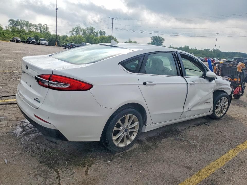 2019 FORD FUSION SE 3