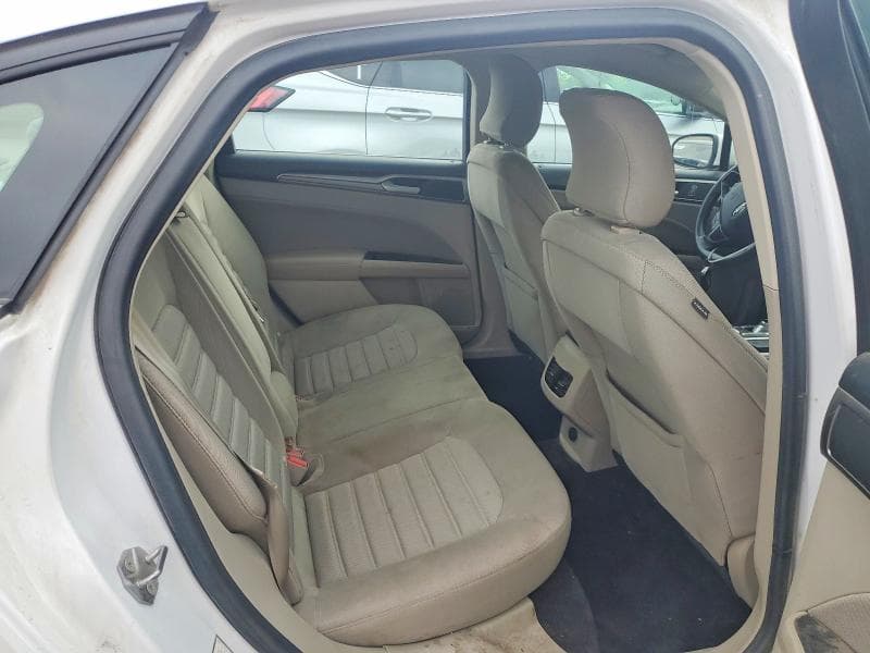 2019 FORD FUSION SE 10