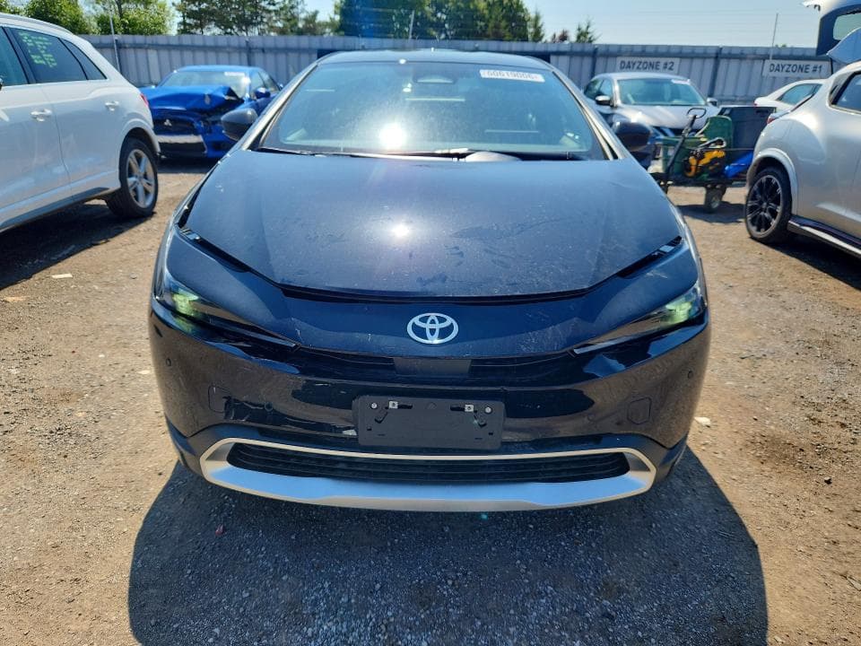 2026 TOYOTA PRIUS SE 5