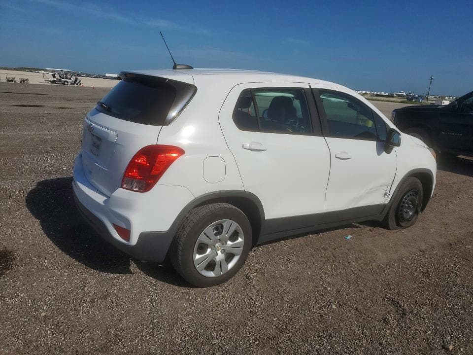 2017 CHEVROLET TRAX LS 3