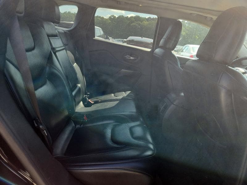 2019 JEEP CHEROKEE LIMITED 11