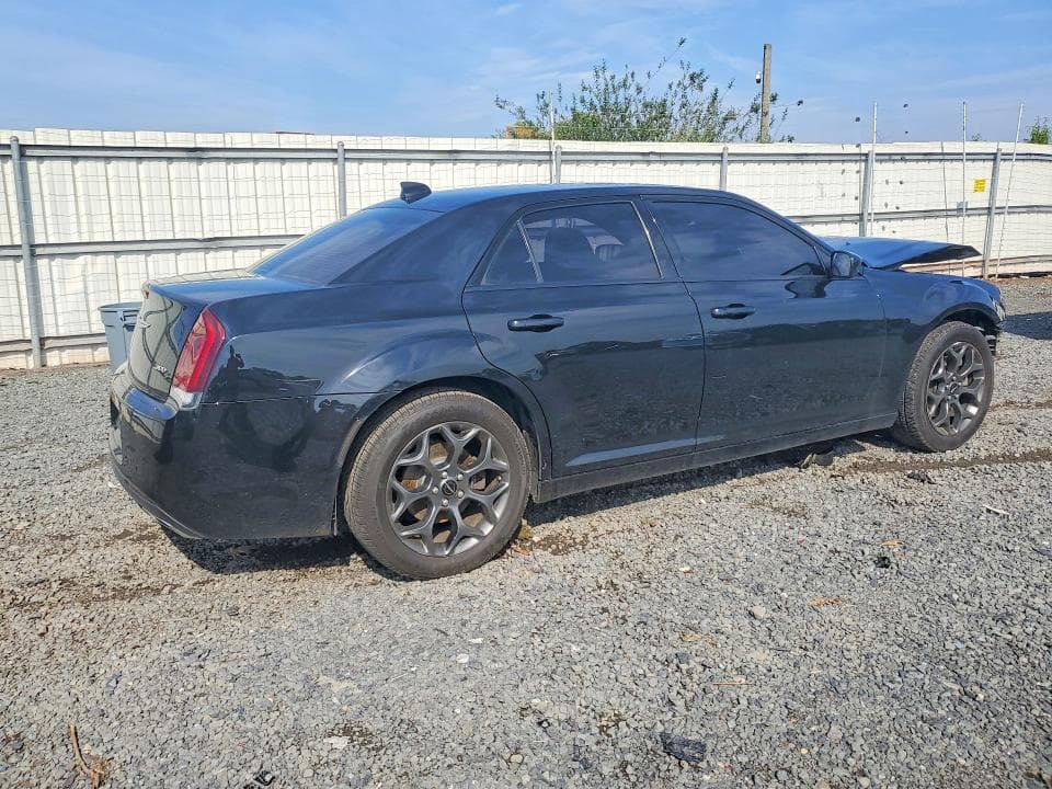2017 CHRYSLER 300 S 3