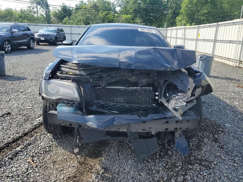 2017 CHRYSLER 300 S 5