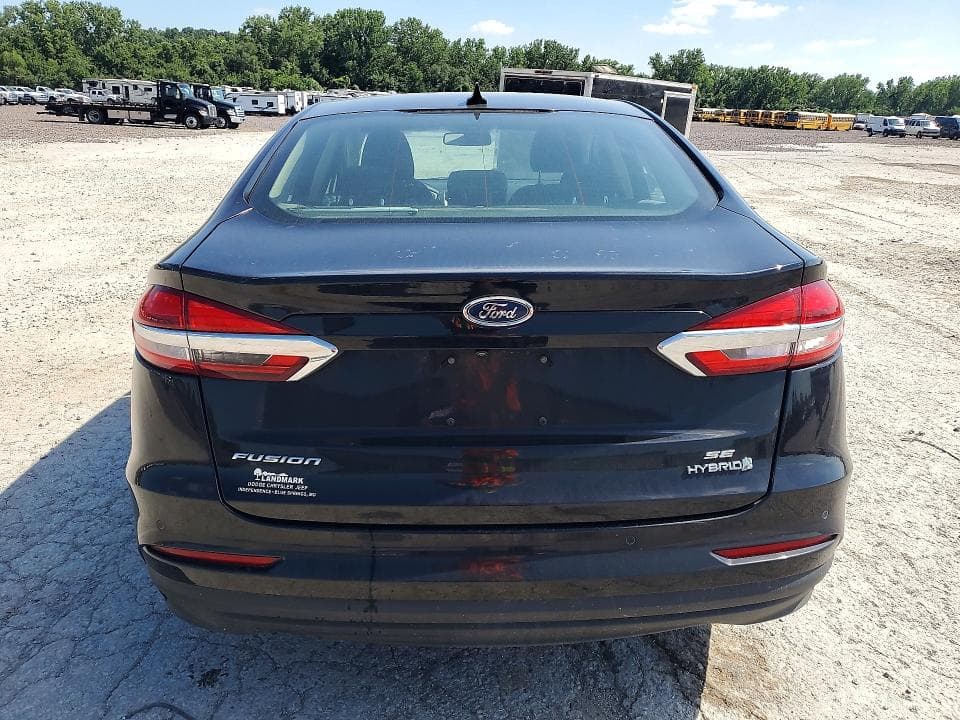 2019 FORD FUSION SE 6