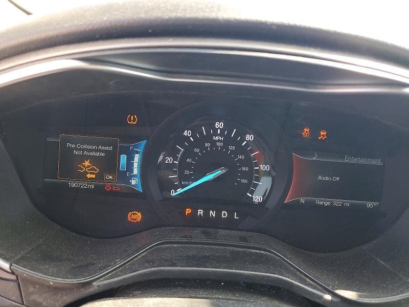 2019 FORD FUSION SE 9