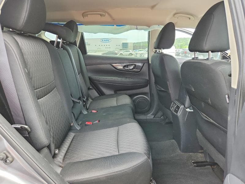 2018 NISSAN ROGUE SV 11
