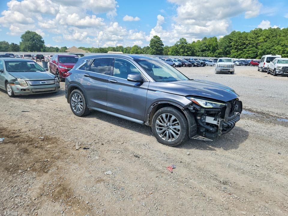 2023 INFINITI QX50 LUXE 4
