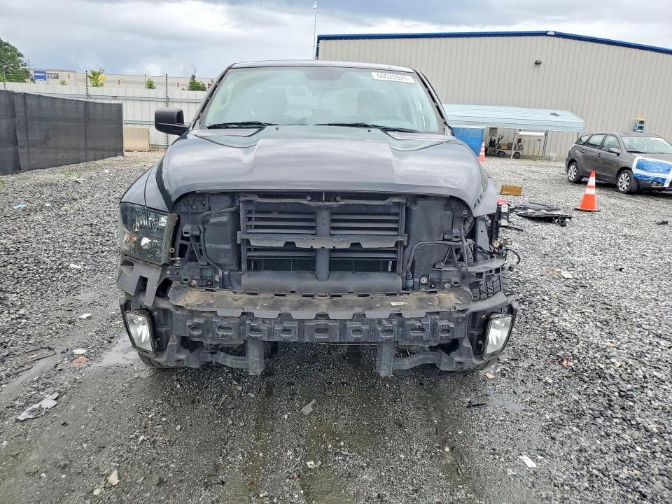 2016 RAM 1500 ST 5