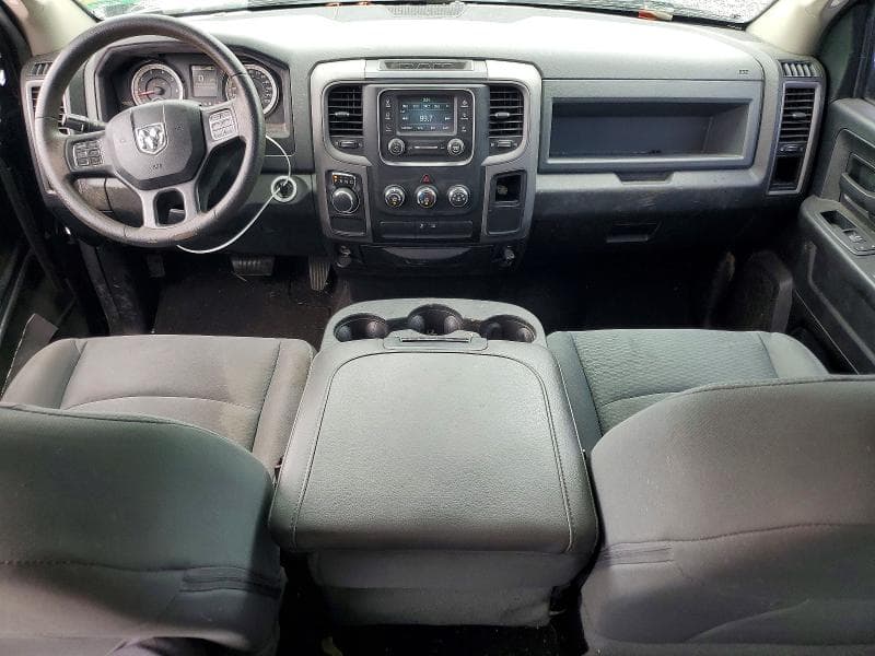 2016 RAM 1500 ST 8