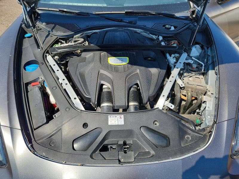 2018 PORSCHE PANAMERA 4 E-HYBRID 11