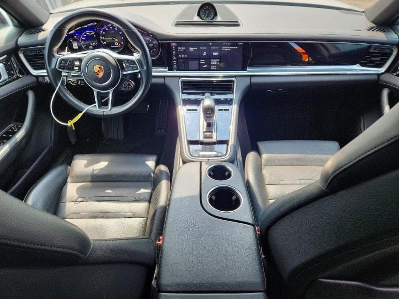 2018 PORSCHE PANAMERA 4 E-HYBRID 8