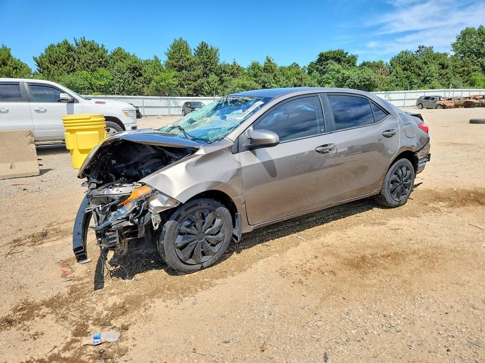 2017 TOYOTA COROLLA LE - 1