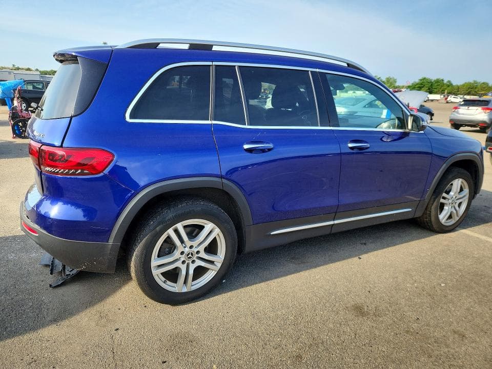 2021 MERCEDES-BENZ GLB 250 4MATIC 3