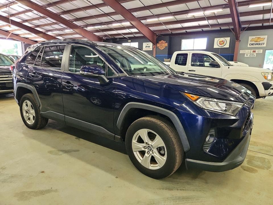 2020 TOYOTA RAV4 XLE XLE 4