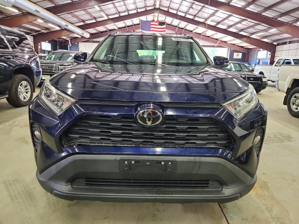 2020 TOYOTA RAV4 XLE XLE 5