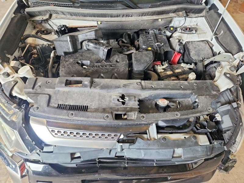 2019 MITSUBISHI OUTLANDER SE 12