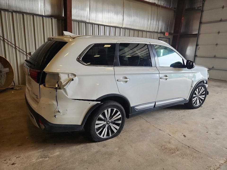 2019 MITSUBISHI OUTLANDER SE 3