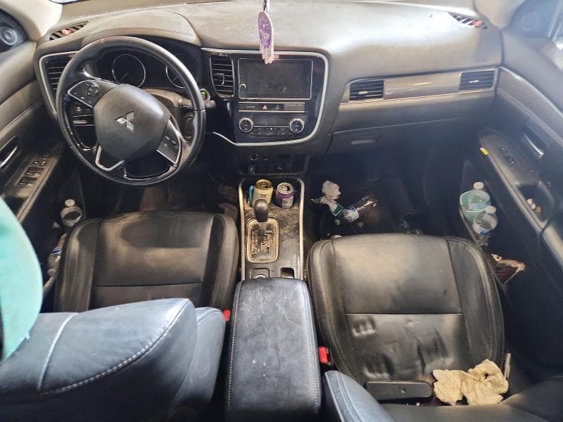 2019 MITSUBISHI OUTLANDER SE 8