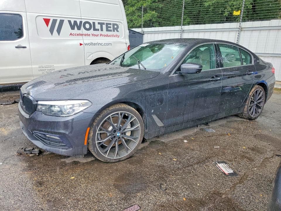 2018 BMW 530E - 1