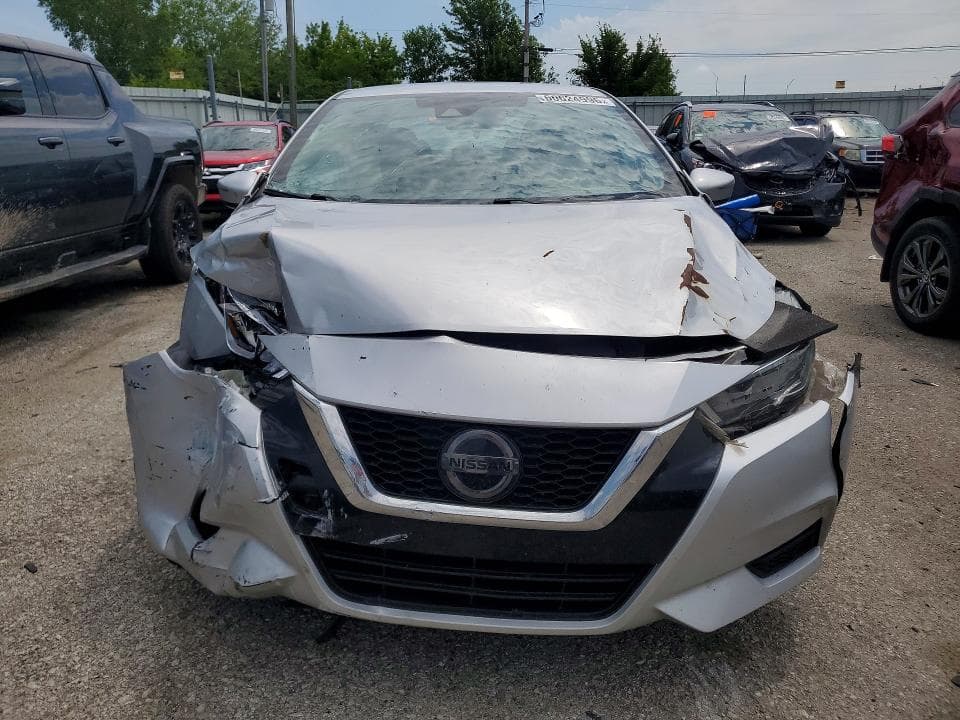 2021 NISSAN VERSA SV 5