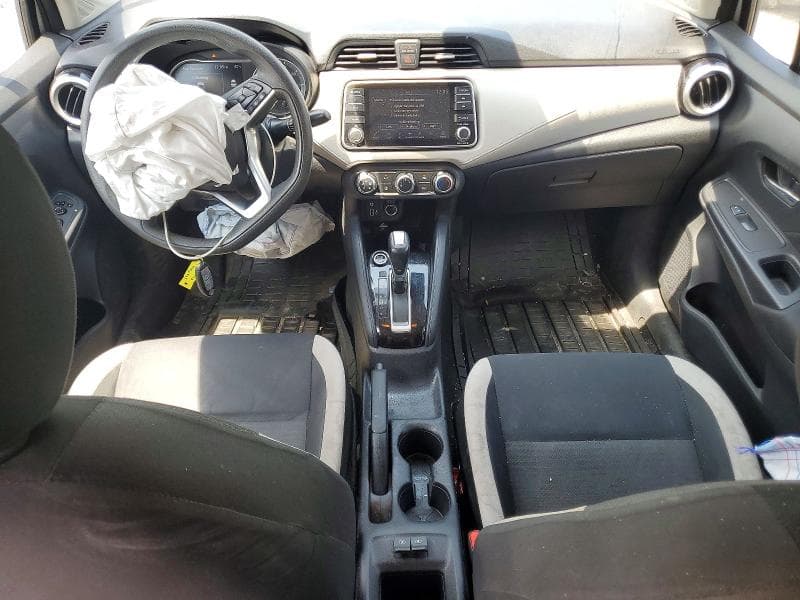 2021 NISSAN VERSA SV 8