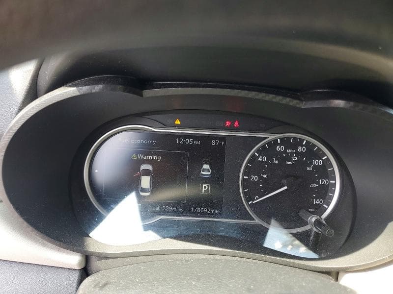 2021 NISSAN VERSA SV 9