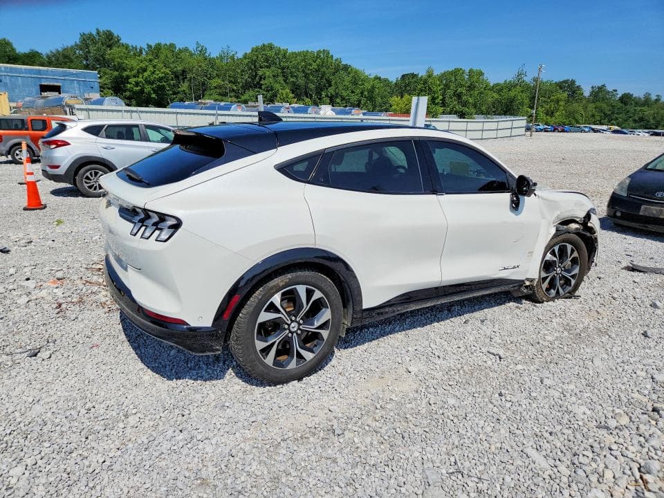 2021 FORD MUSTANG MACH-E PREMIUM 3