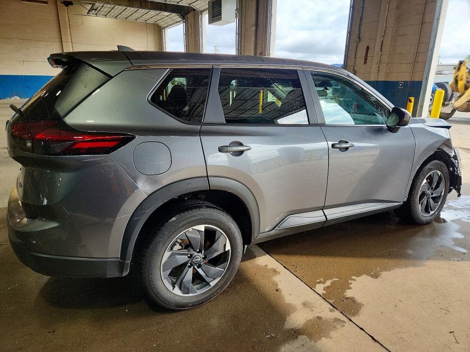 2025 NISSAN ROGUE SV 3