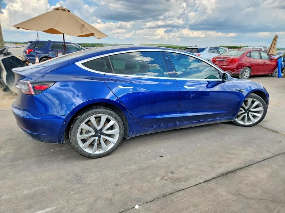 2020 TESLA MODEL 3 3