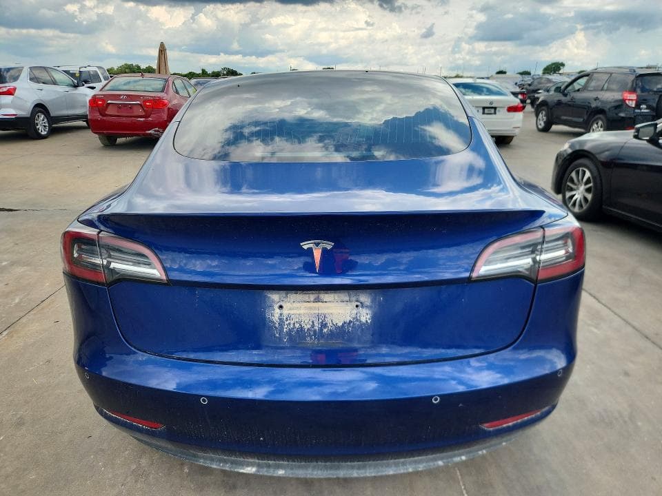 2020 TESLA MODEL 3 6
