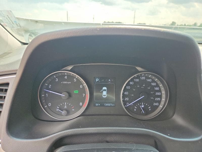 2018 HYUNDAI ELANTRA SEL SEL 9