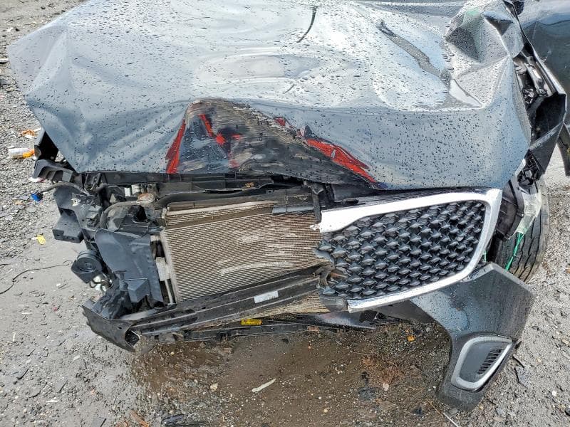 2017 KIA SORENTO LX V6 12