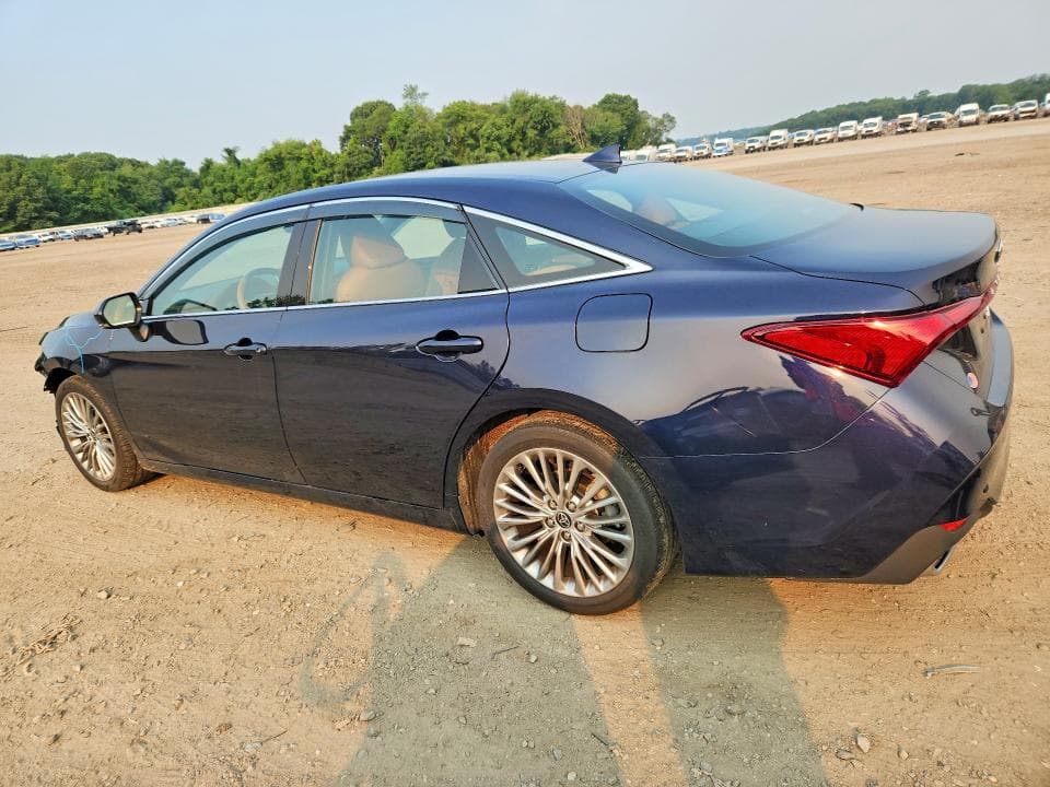 2022 TOYOTA AVALON LIMITED 2
