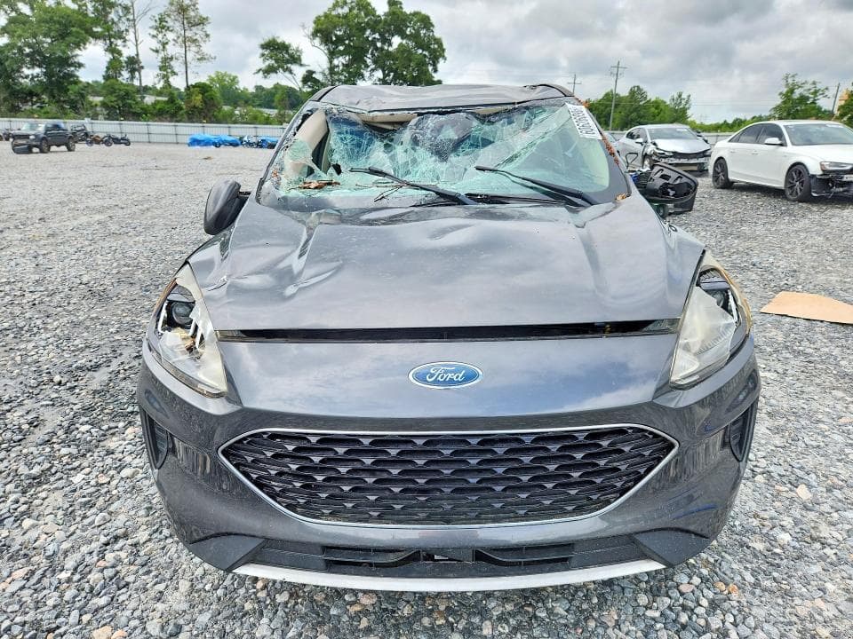 2020 FORD ESCAPE SE 5