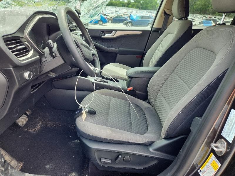2020 FORD ESCAPE SE 7