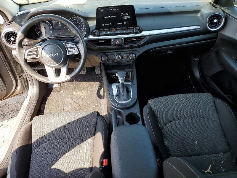 2023 KIA FORTE LXS 8