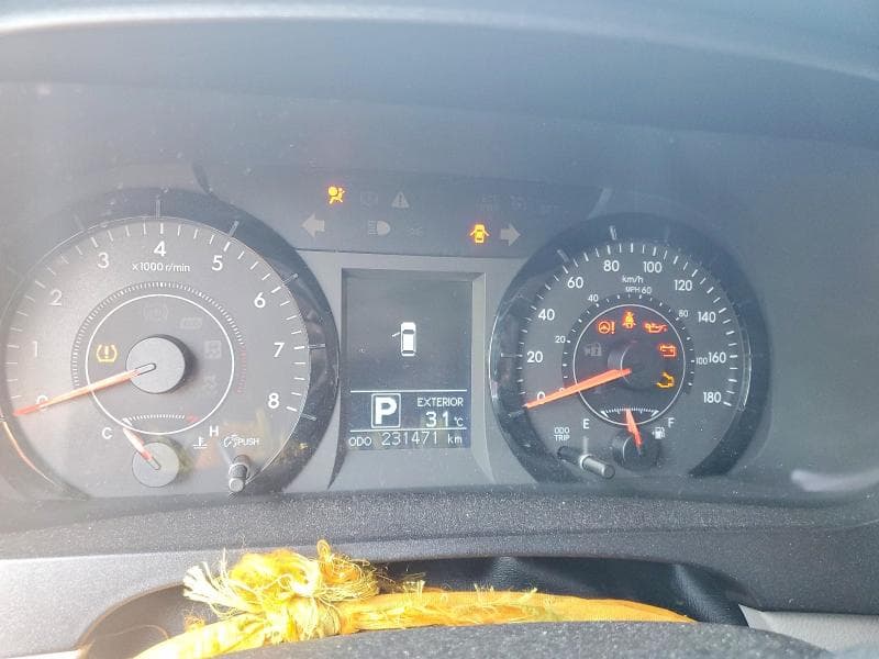 2017 TOYOTA SIENNA LE LE 9