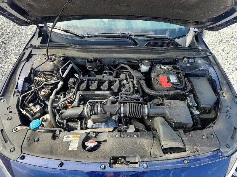2018 HONDA ACCORD LX 11