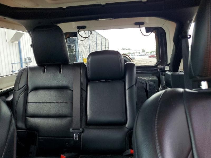 2018 JEEP WRANGLER UNLIMITED SAHARA 10