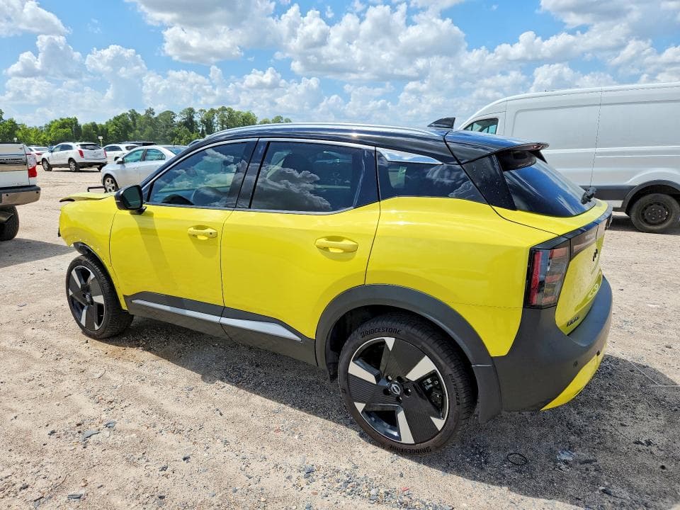 2025 NISSAN KICKS SR SR 2
