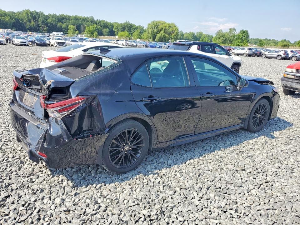 2022 TOYOTA CAMRY HYBRID SE NIGHTSHADE 3