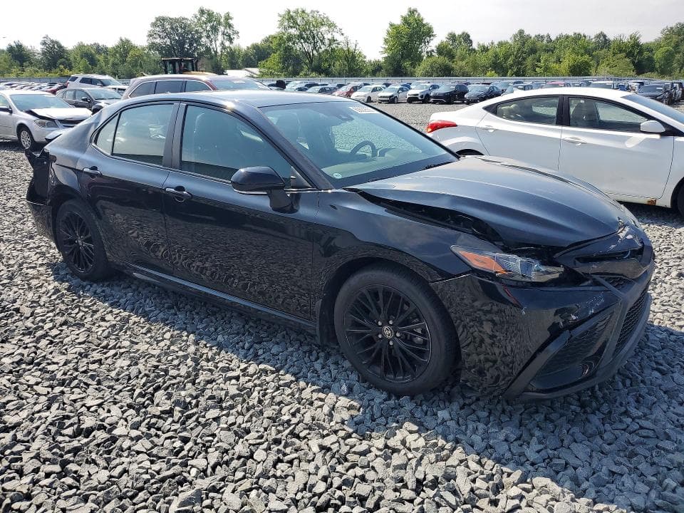 2022 TOYOTA CAMRY HYBRID SE NIGHTSHADE 4