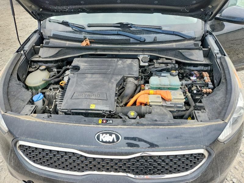 2019 KIA NIRO LX 11