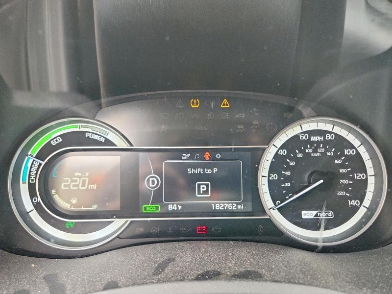 2019 KIA NIRO LX 9