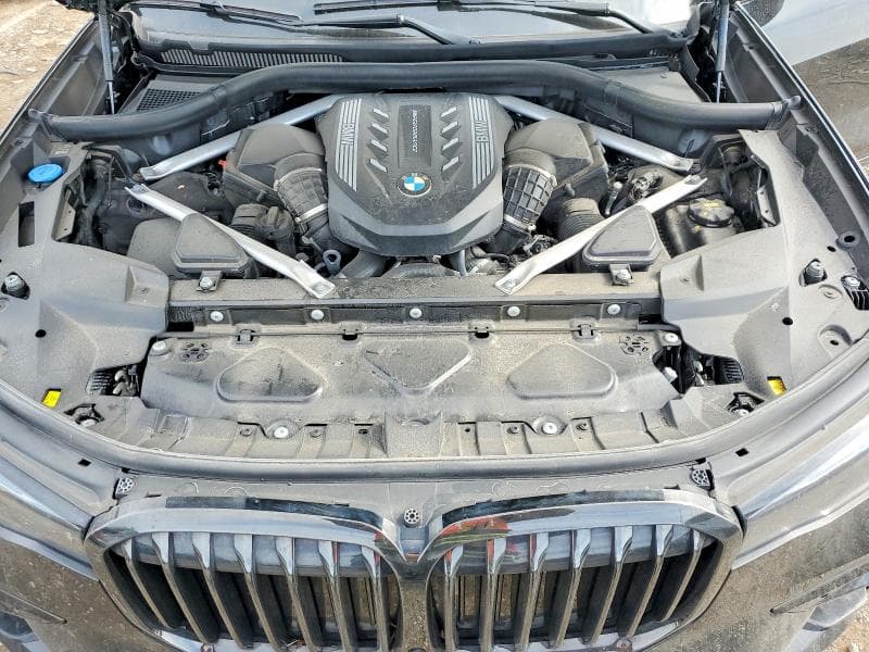 2022 BMW X7 M50I 12
