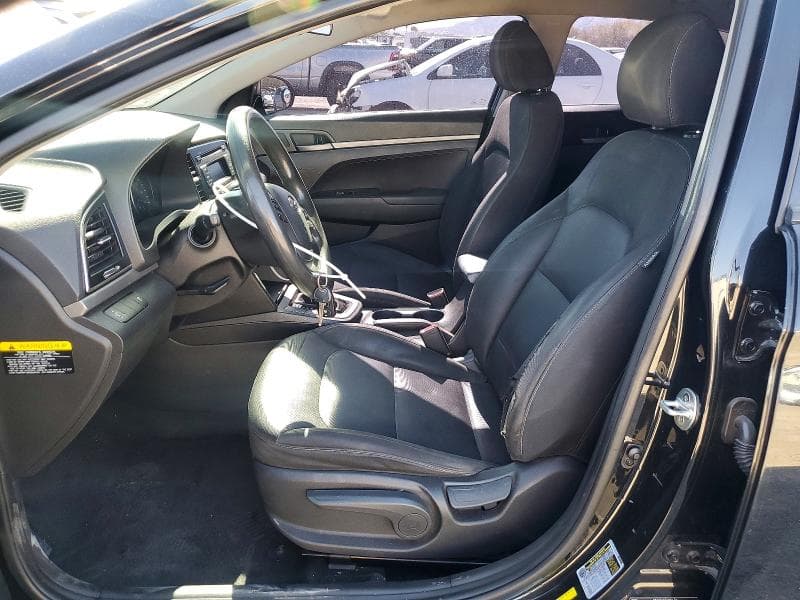 2018 HYUNDAI ELANTRA SE 7