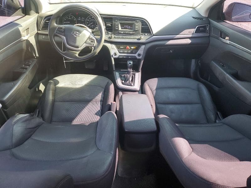 2018 HYUNDAI ELANTRA SE 8