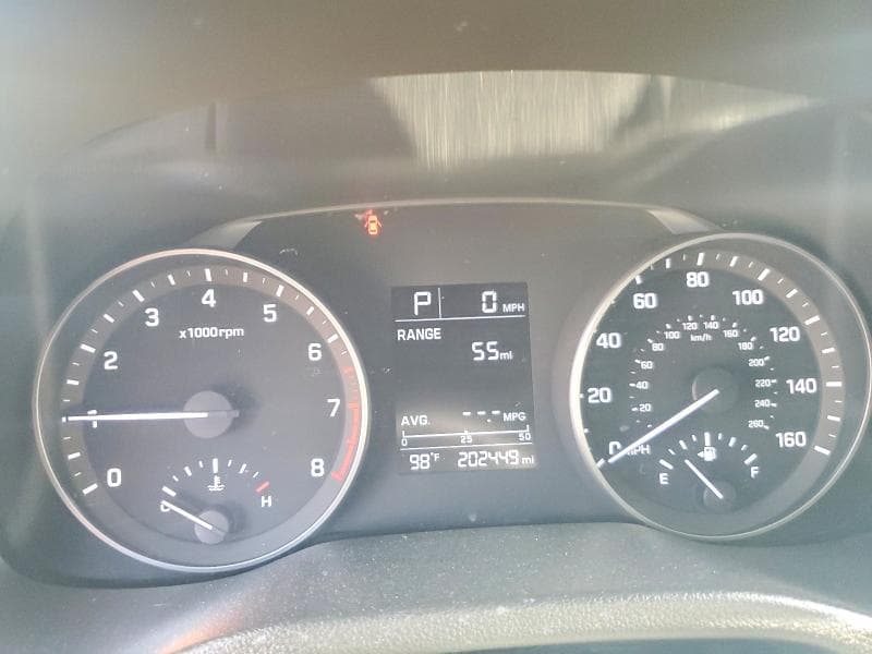2018 HYUNDAI ELANTRA SE 9